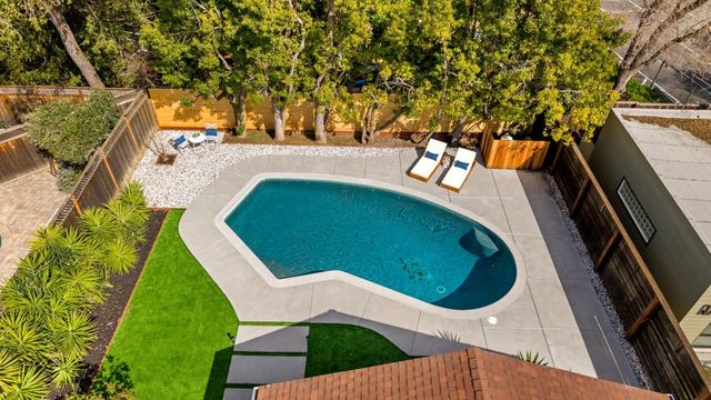 12 Country Lane, Redwood City, CA 94061