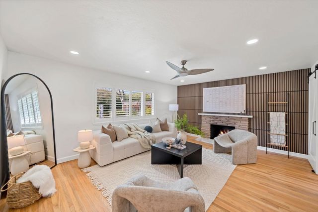 12 Country Lane, Redwood City, CA 94061