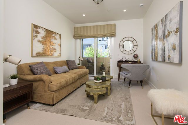 411 N Oakhurst Drive 305, Beverly Hills, CA 90210