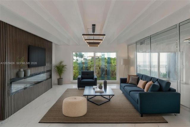 4500 S Ocean Boulevard 405, Lantana, FL 33480
