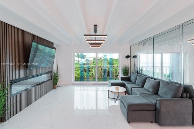 4500 S Ocean Boulevard 405, Lantana, FL 33480
