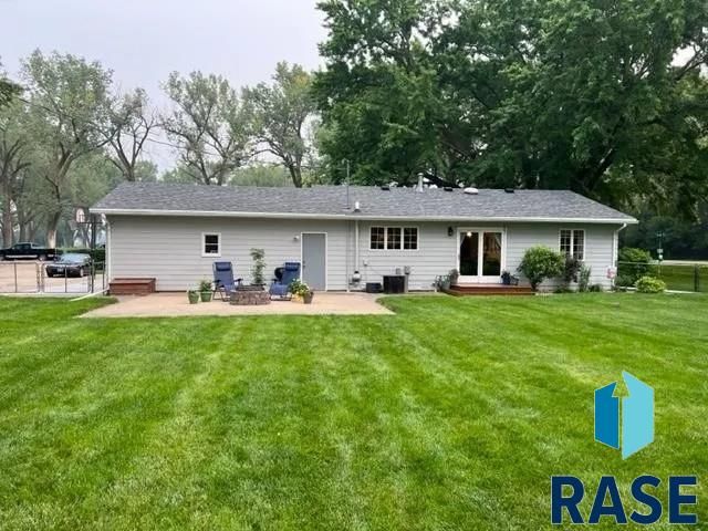 100 Case St Street, Yankton, SD 57078