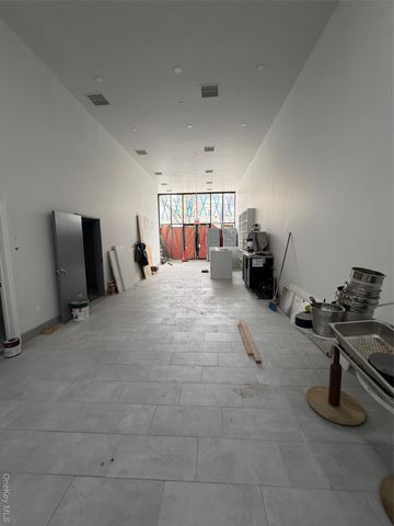 4512 104th, Corona, NY 11368