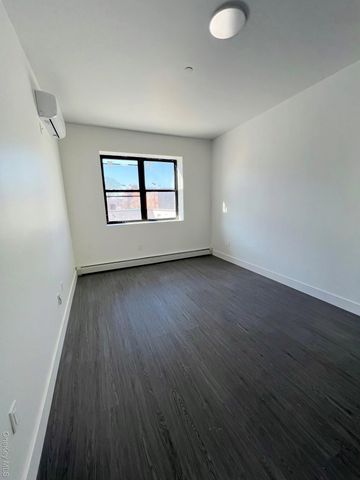 4512 104th, Corona, NY 11368