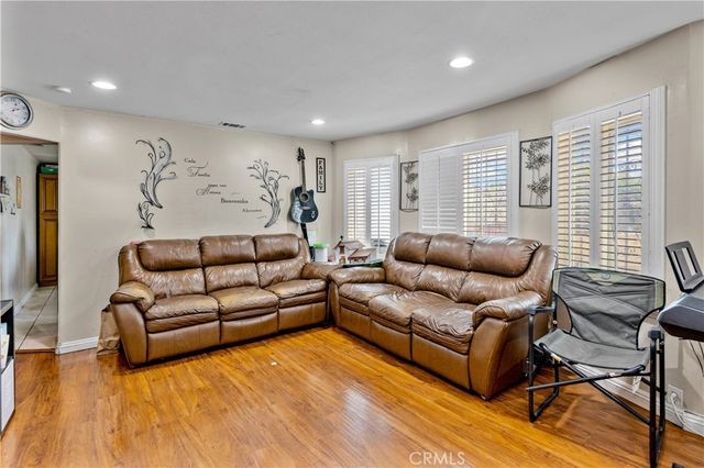 5054 Novgorod Street, El Sereno, CA 90032