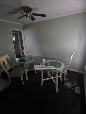 906 Norway Avenue, Huntington, WV 25705