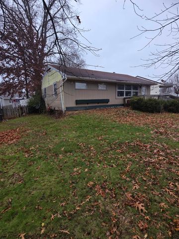 906 Norway Avenue, Huntington, WV 25705