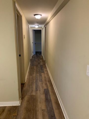 2 Coit Street APT 1, New London, CT 06320