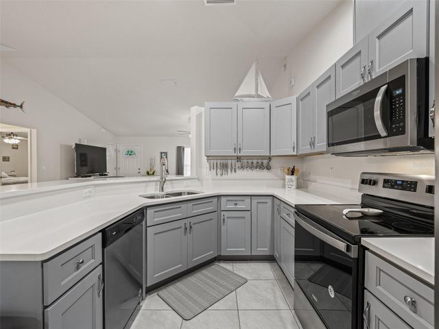 9364 SE 164TH PLACE, Summerfield, FL 34491