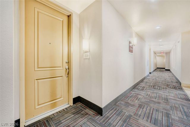 43 East Agate Avenue 306, Las Vegas, NV 89123