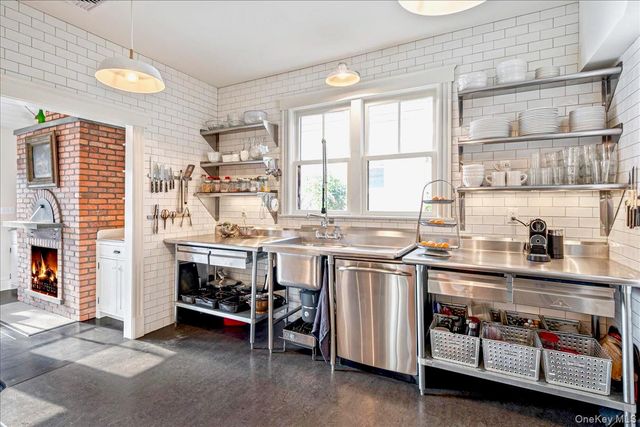 17 1st Avenue, Nyack, NY 10960