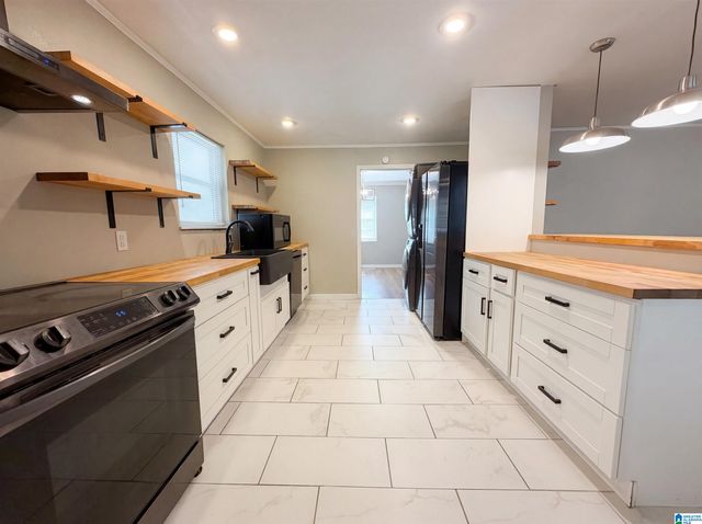 1848 WESTRIDGE DRIVE, Birmingham, AL 35235