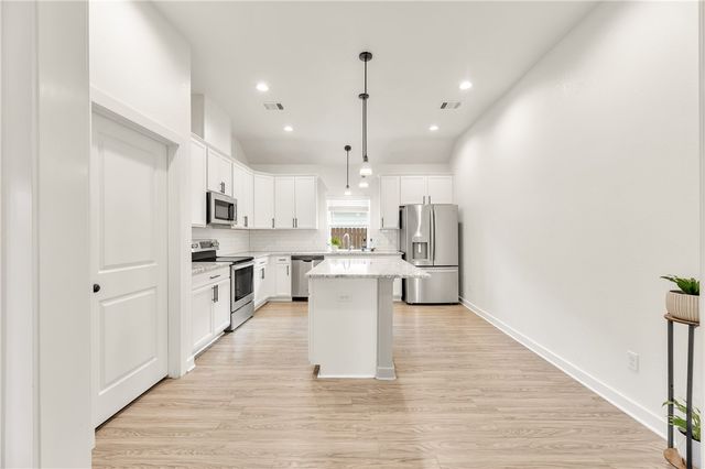 1907 Cambria Drive, Bryan, TX 77807