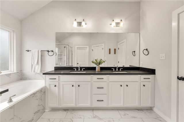 1907 Cambria Drive, Bryan, TX 77807