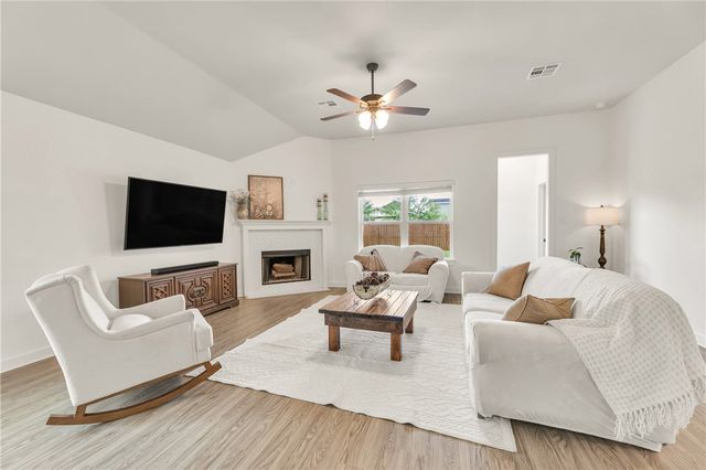 1907 Cambria Drive, Bryan, TX 77807