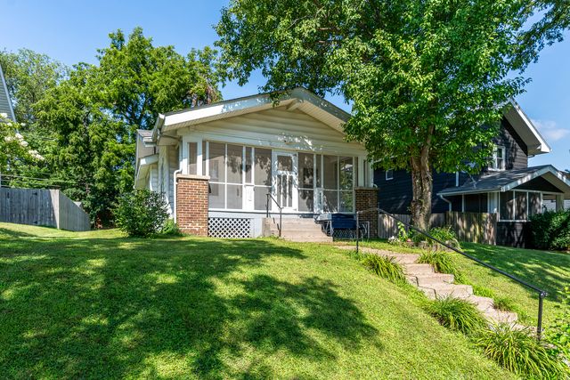 2422 Western Avenue, Davenport, IA 52803