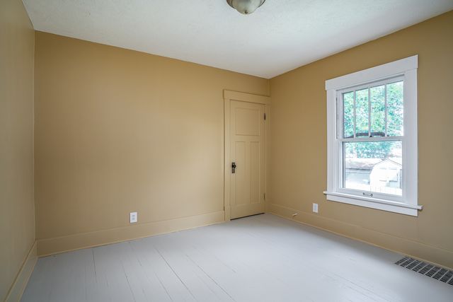 2422 Western Avenue, Davenport, IA 52803