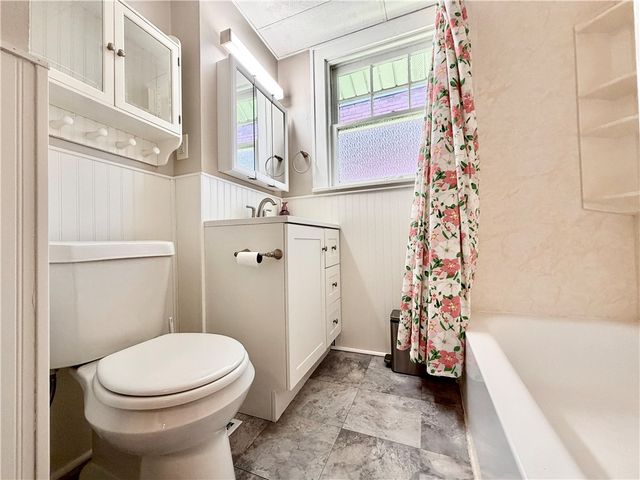 3735 Hiawatha St, Brighton Heights, PA 15212
