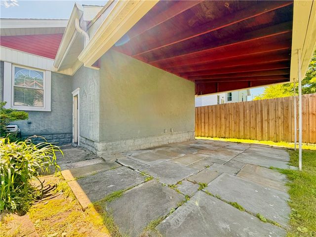 3735 Hiawatha St, Brighton Heights, PA 15212