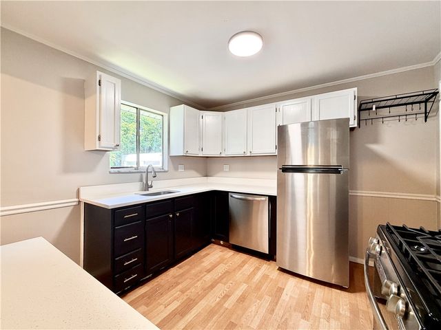 3735 Hiawatha St, Brighton Heights, PA 15212