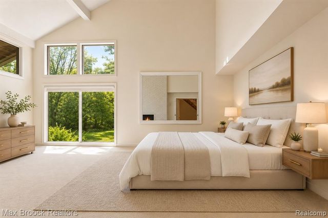 363 Sycamore Court, Bloomfield Hills, MI 48302