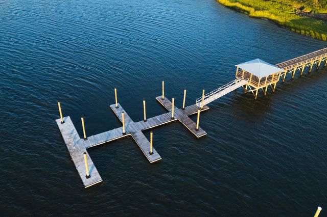 132 Etta Way, Daniel Island, SC 29492