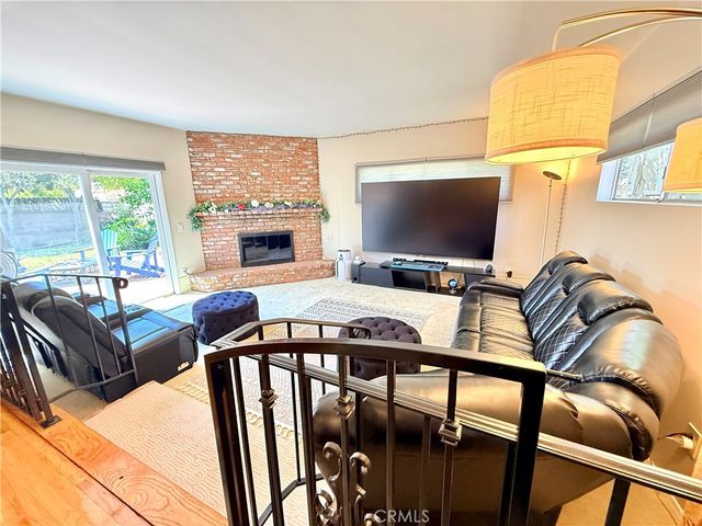243 E Harrison Avenue, Pomona, CA 91767