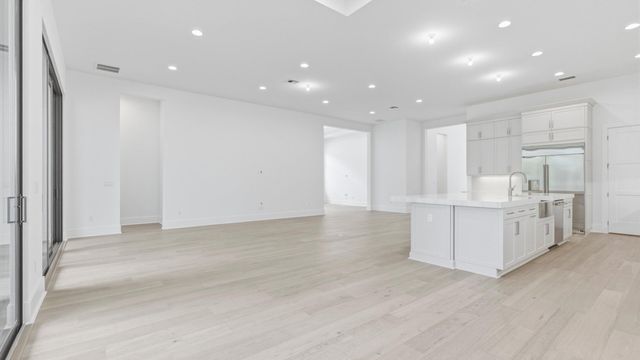 13278 Artisan Circle, Palm Beach Gardens, FL 33418