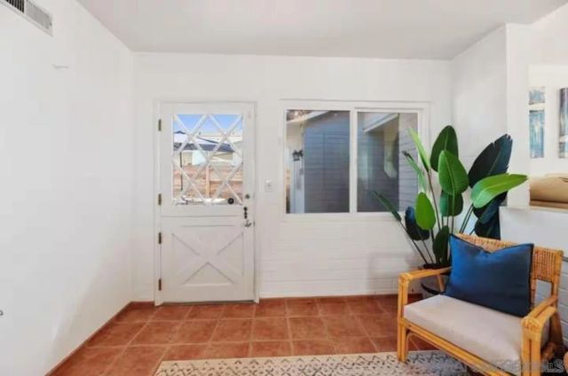 8373 El Paseo Grande, La Jolla, CA 92037