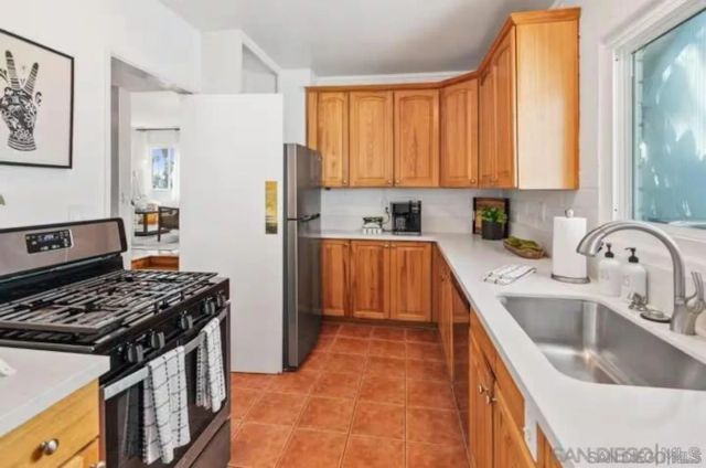 8373 El Paseo Grande, La Jolla, CA 92037