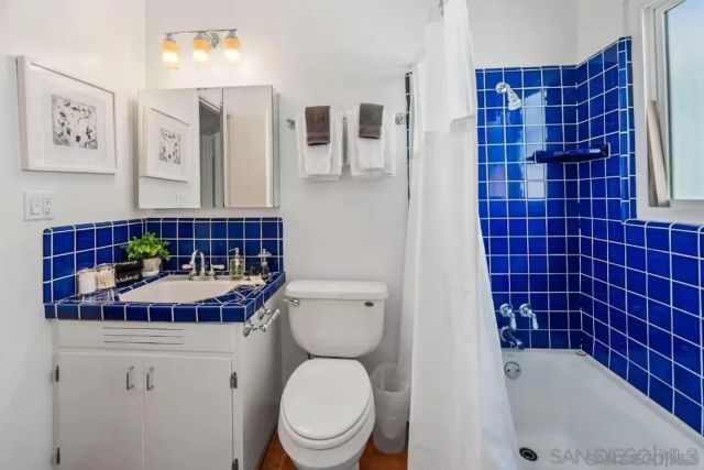 8373 El Paseo Grande, La Jolla, CA 92037