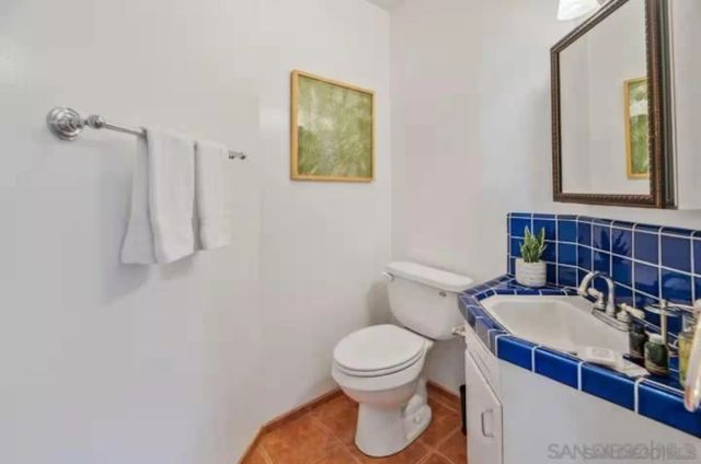 8373 El Paseo Grande, La Jolla, CA 92037