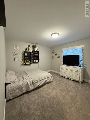 76 N 4161 E, Rigby, ID 83442