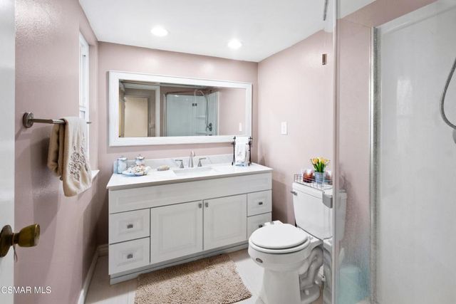 20 Robbins Court, Simi Valley, CA 93065