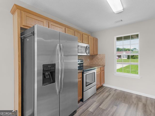 360 Regal Road, Jackson, GA 30233