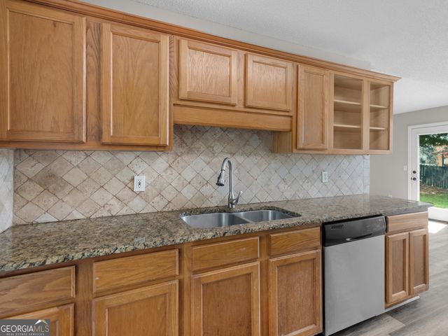 360 Regal Road, Jackson, GA 30233