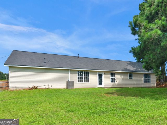 360 Regal Road, Jackson, GA 30233