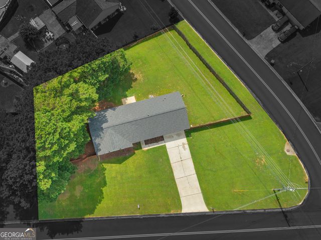 360 Regal Road, Jackson, GA 30233