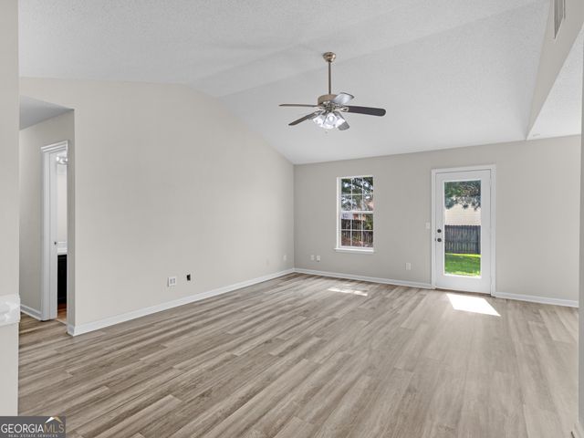 360 Regal Road, Jackson, GA 30233