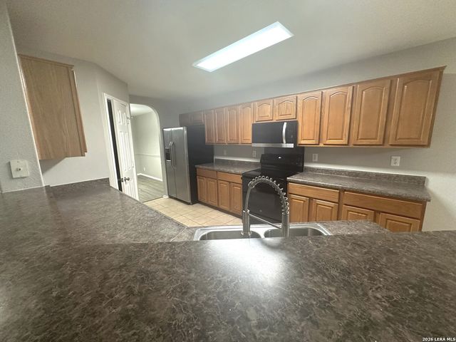 517 ZAPATA CIR, New Braunfels, TX 78130