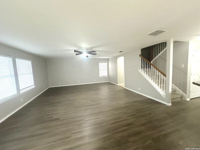 517 ZAPATA CIR, New Braunfels, TX 78130