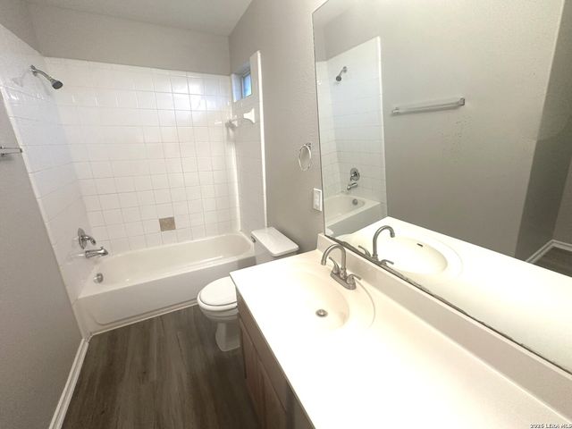 517 ZAPATA CIR, New Braunfels, TX 78130