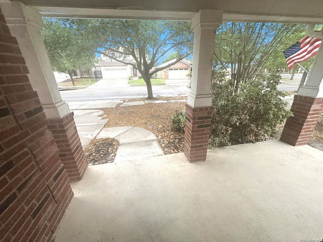 517 ZAPATA CIR, New Braunfels, TX 78130