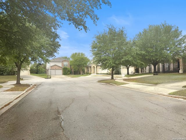 517 ZAPATA CIR, New Braunfels, TX 78130