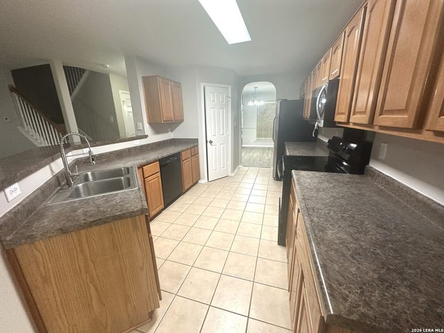 517 ZAPATA CIR, New Braunfels, TX 78130