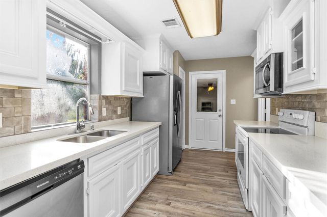 13068 Hydra Court, Willis, TX 77318