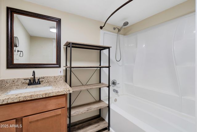 27602 N DENVER HILL Drive, Wittmann, AZ 85361