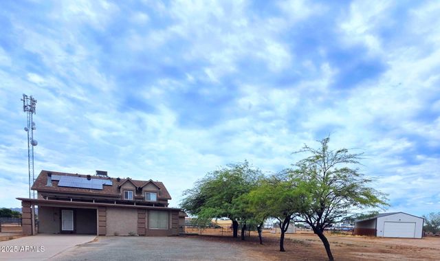 27602 N DENVER HILL Drive, Wittmann, AZ 85361