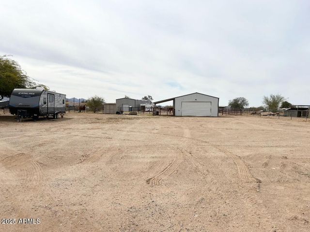 27602 N DENVER HILL Drive, Wittmann, AZ 85361
