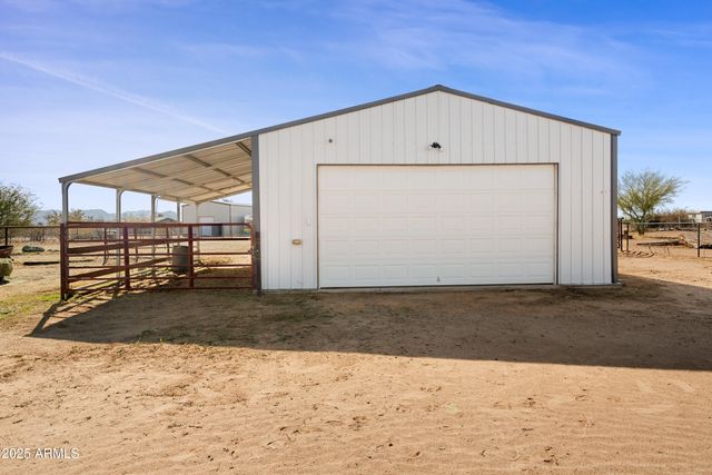 27602 N DENVER HILL Drive, Wittmann, AZ 85361